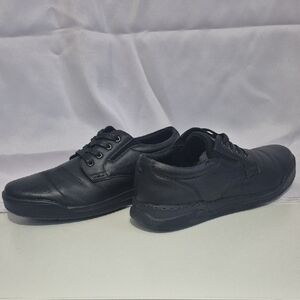 Nunn Bush Black Leather Oxfords